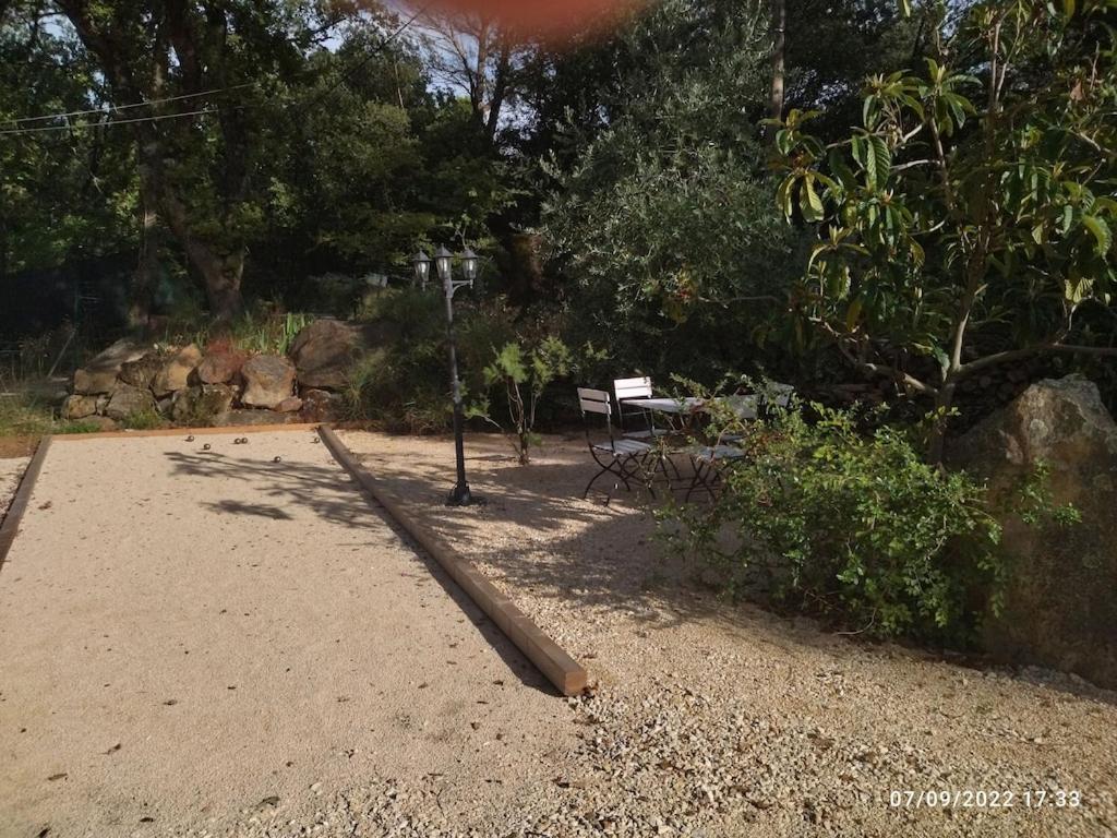 La Maison D'En Haut La Capelle-et-Masmolene Esterno foto